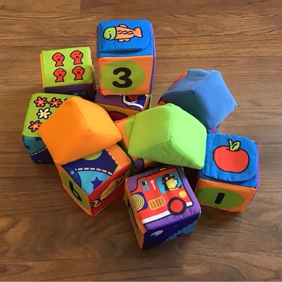 Melissa & Doug soft building blocks - Picture 9 of 9